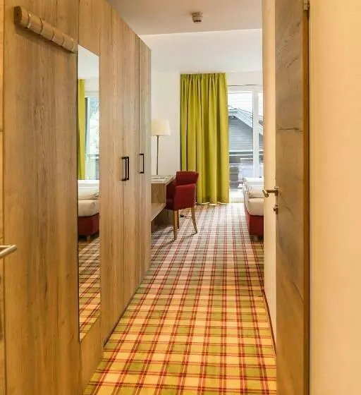 バルコニー付きスーペリアルーム, Familiengut Hotel Burgstaller