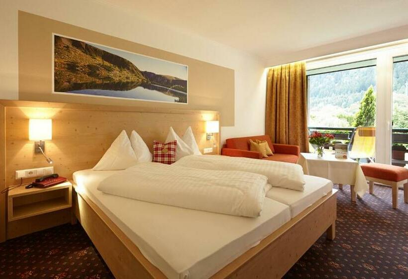 غرفة سوبيريور مزودة بشرفة, Familiengut Hotel Burgstaller