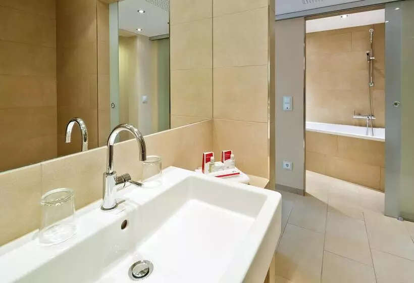 سوییت, Austria Trend Hotel Ananas Wien