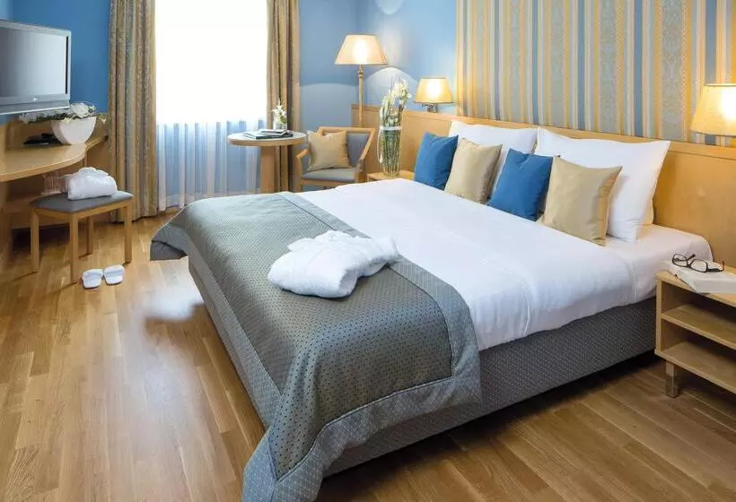 اتاق اجرایی, Austria Trend Hotel Ananas Wien