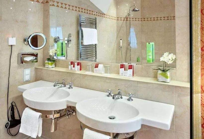 سوییت, Austria Trend Hotel Ananas Wien