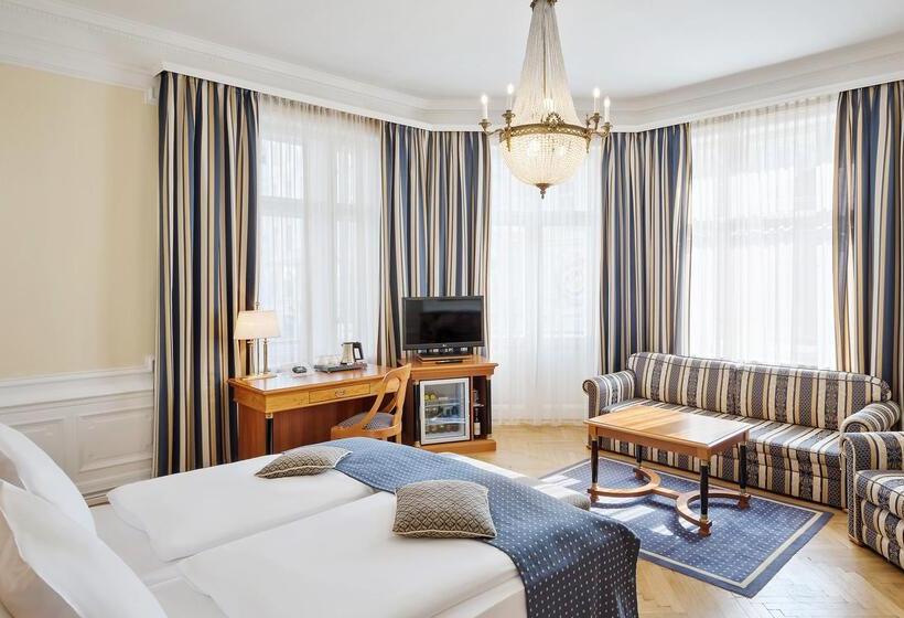 سوییت جونیور, Astoria Wien