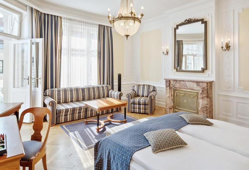 سوییت جونیور, Astoria Wien