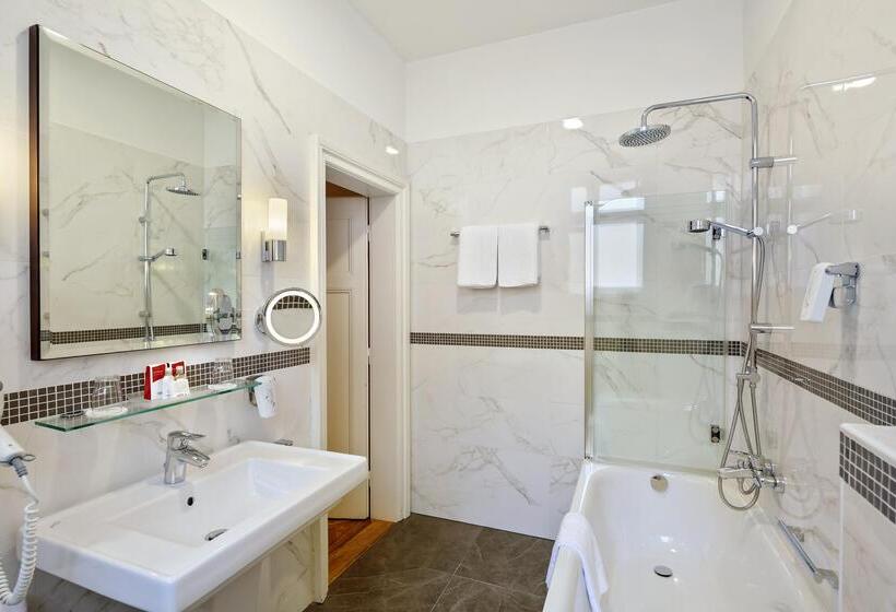 اتاق سوپریور, Astoria Wien