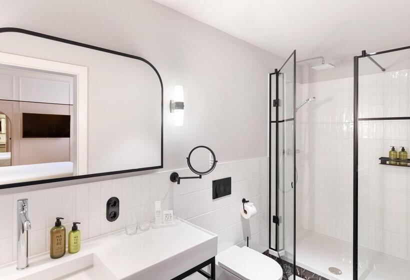 اتاق کلاسیک یک تخته, Astoria Wien