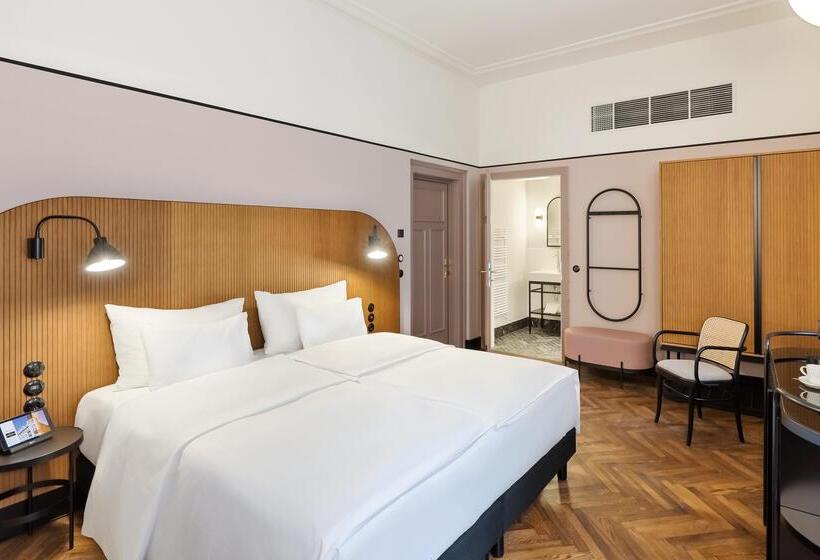 اتاق کلاسیک, Astoria Wien