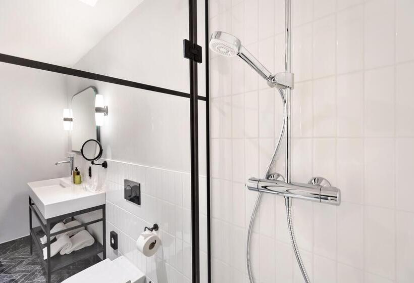 اتاق کلاسیک, Astoria Wien