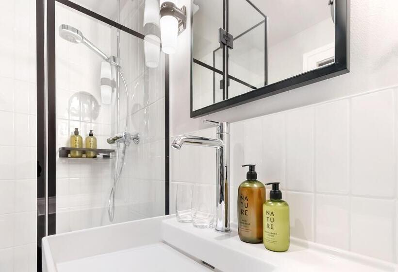 اتاق کلاسیک, Astoria Wien