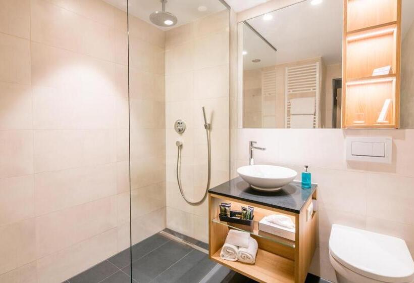 غرفة قياسية سرير كينج, Best Western Premier Central Hotel Leonhard