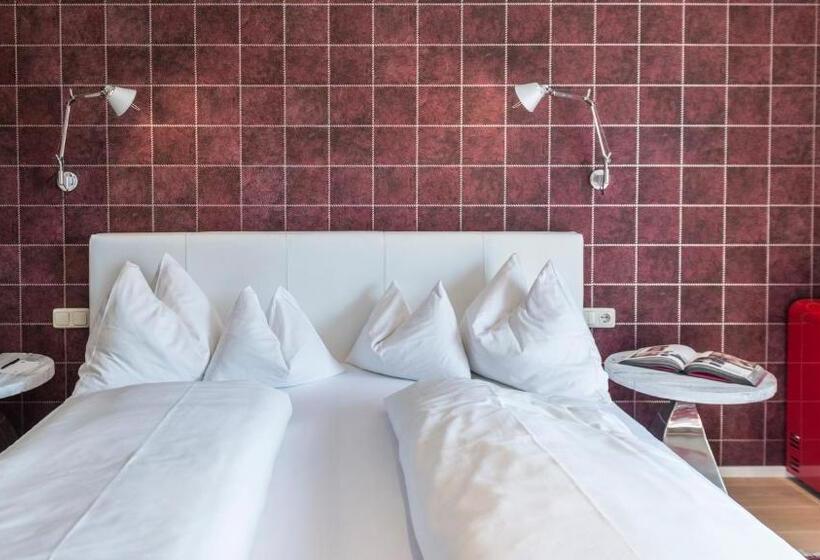 غرفة ديلوكس مطلة على البحيرة, Cortisen Am See   Adults Only