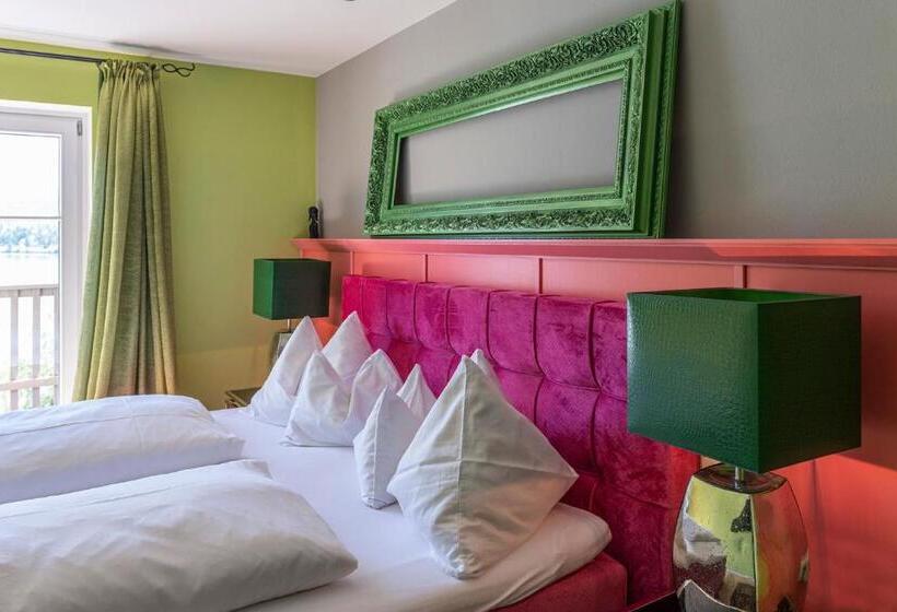 غرفة سوبيريور إطلالة على البحيرة, Cortisen Am See   Adults Only