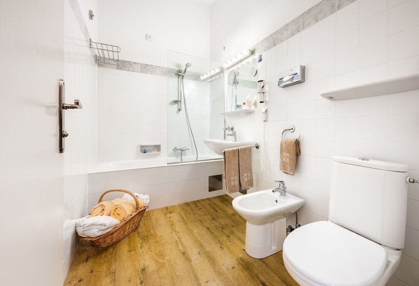 اتاق سوپریور, Das Gutenbrunn Thermen & Sport