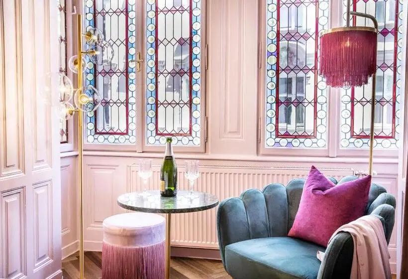 クイーンベッドのデラックスルーム, Eurostars Josefine