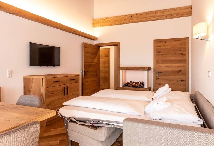 ファミリールーム, Hochfilzer