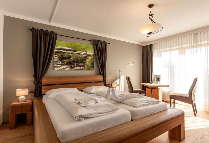 コンフォートトリプルルーム, Hochfilzer