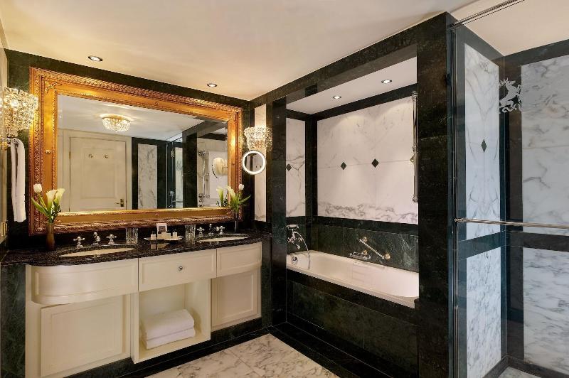 مجموعه ویستا شهر, Imperial, A Luxury Collection Hotel, Vienna