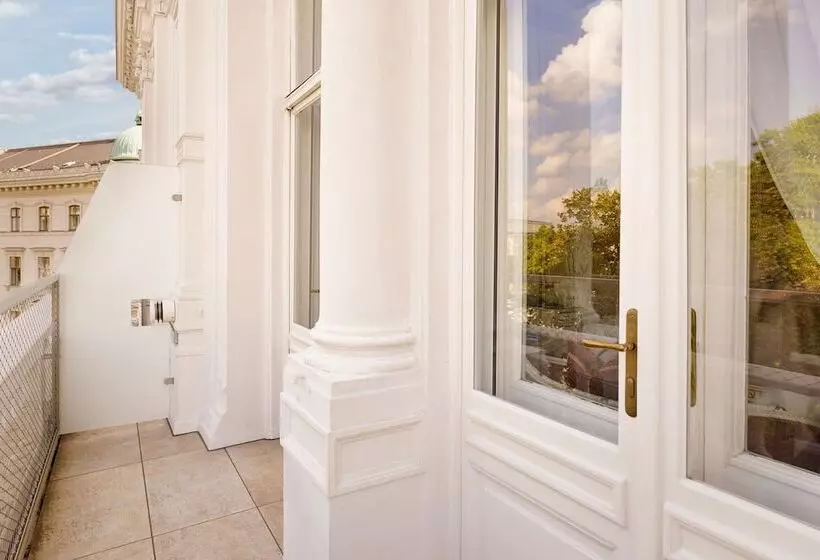 سوییت جونیور, Imperial, A Luxury Collection Hotel, Vienna