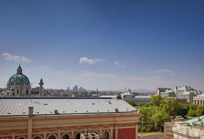 مجموعه ویستا شهر, Imperial, A Luxury Collection Hotel, Vienna