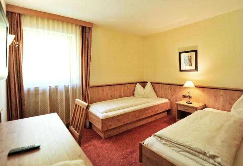 סוויטה, Königsblick By Keyone