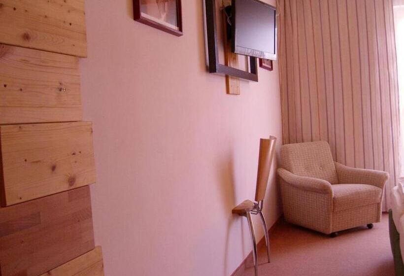 غرفة قياسية مزوَّدة بشُرفة, Liebesnesterl Bergwirt   Boutique