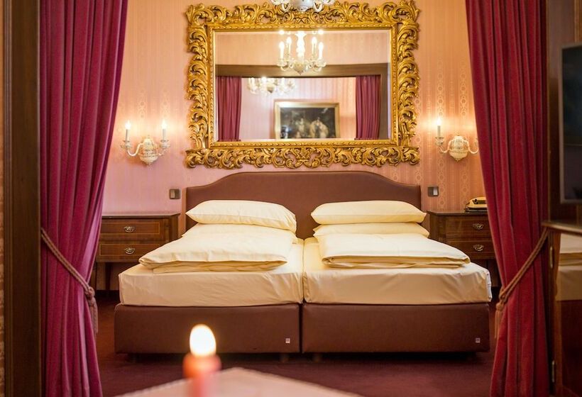 Номер Стандарт, Palais Porcia