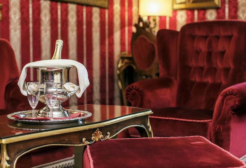 Номер Стандарт, Palais Porcia