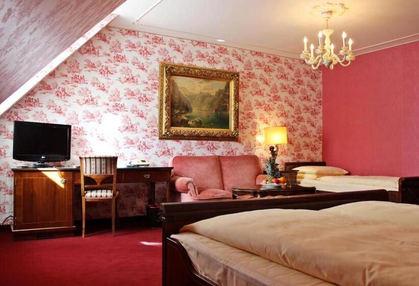 Номер бизнес-класса, Palais Porcia