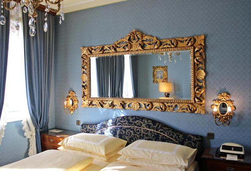 Номер Стандарт, Palais Porcia