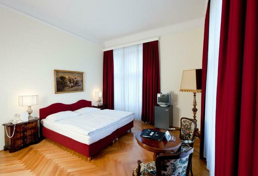 اتاق استاندارد, Regina