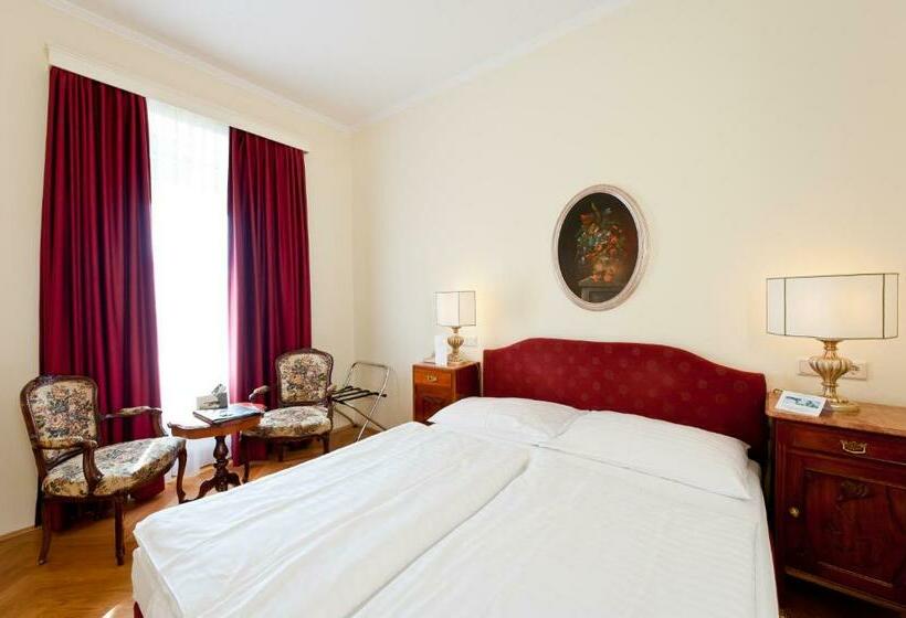 اتاق استاندارد, Regina