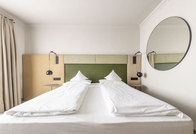 Habitació Estàndard, Jakob