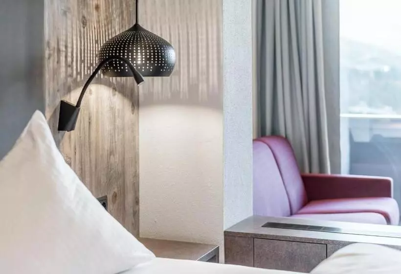 اتاق استاندارد با چشم‌انداز کوهستان, Ski   Golf   Wellness Hotel Riml