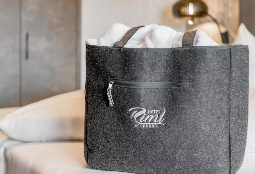 اتاق استاندارد با چشم‌انداز کوهستان, Ski   Golf   Wellness Hotel Riml
