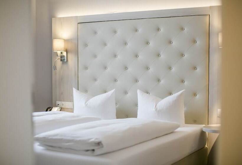 חדר קומפורט, Sailer