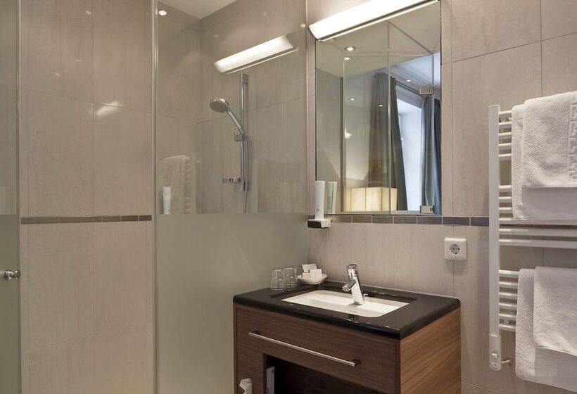 小型套房, Sailer