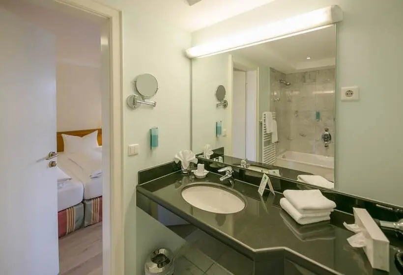 חדר קלאסי, Sailer