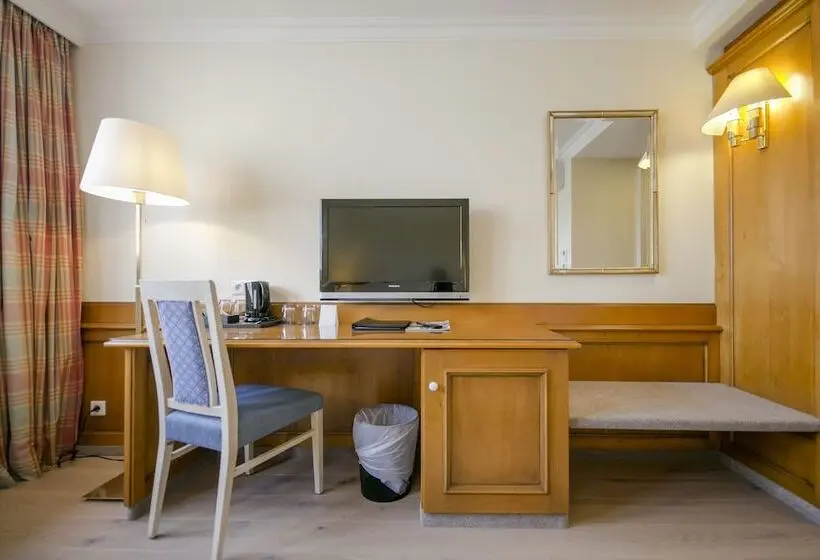 חדר קלאסי, Sailer