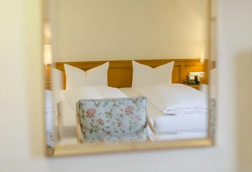 חדר קלאסי, Sailer