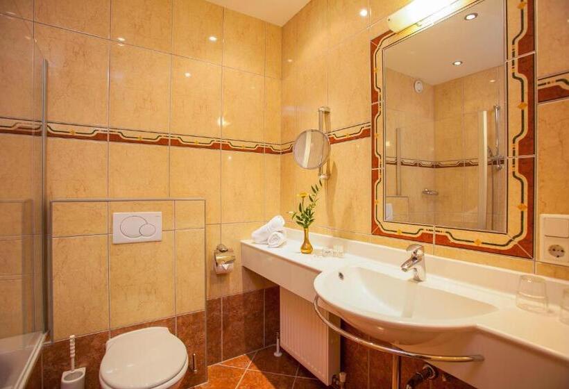 スタンダードルーム, St. Georg