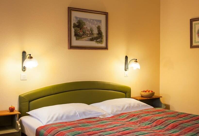 スタンダードルーム, St. Georg