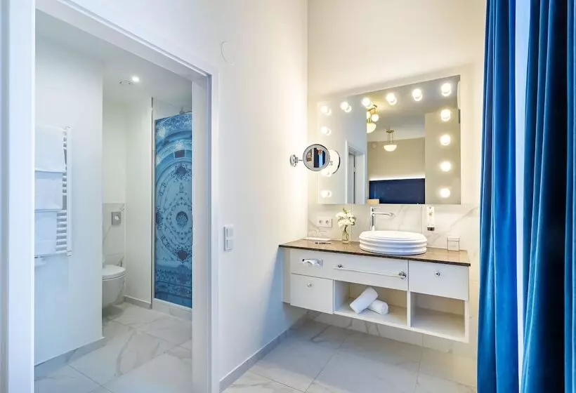 اتاق سوپریور, Theaterhotel & Suites Wien