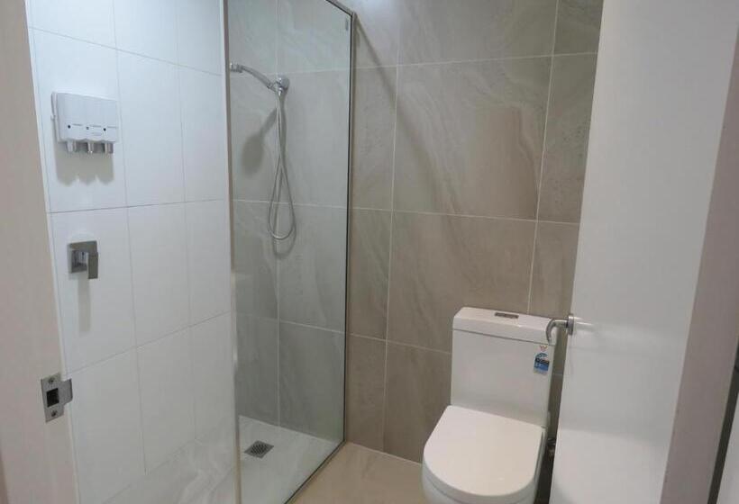 اتاق سوپریور, Burke & Wills Mt Isa