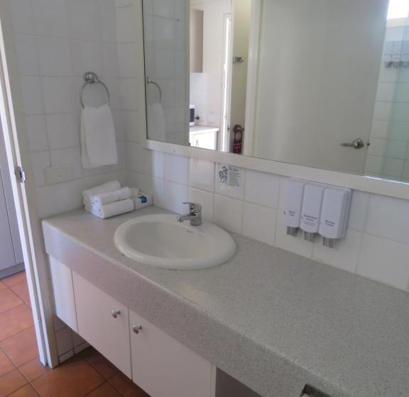 اتاق استاندارد, Burke & Wills Mt Isa