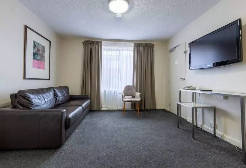 一ベッドルームエクゼクティブアパートメント, Forrest Hotel & Apartments