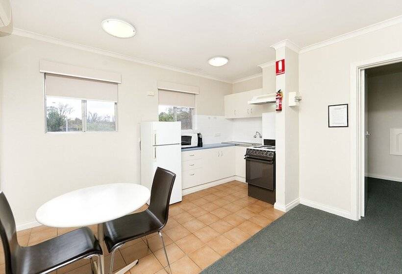 شقة غرفة واحدة, Forrest Hotel & Apartments