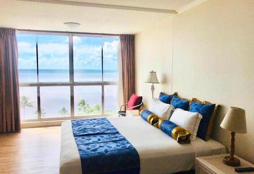 Люкс Вид на Море, Acacia Court