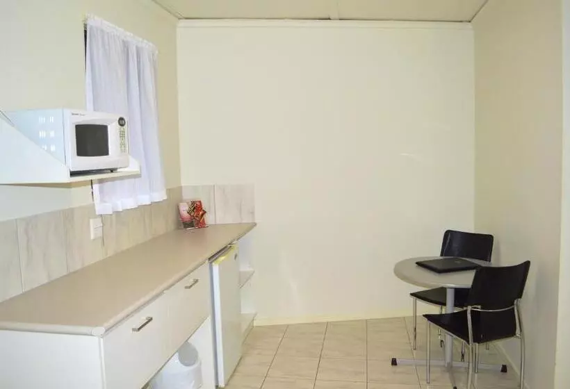 スイート（家族用）, Cathedral Motor Inn