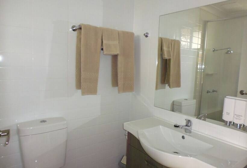 Семейный Номер, Burke & Wills Motor Inn