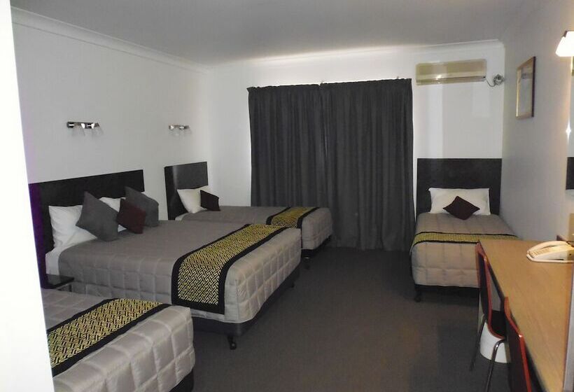 Семейный Номер, Burke & Wills Motor Inn