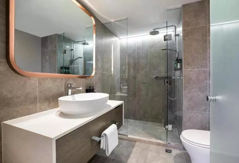 اتاق استاندارد با 2 تخت دوبل, Crowne Plaza Melbourne, An Ihg